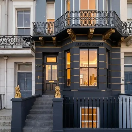 Hastings House 9-Bedroom Holiday House-3